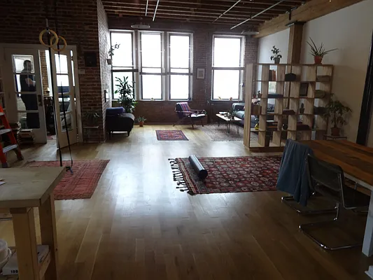 Rented by Blue Egg Realty Corp | media 12