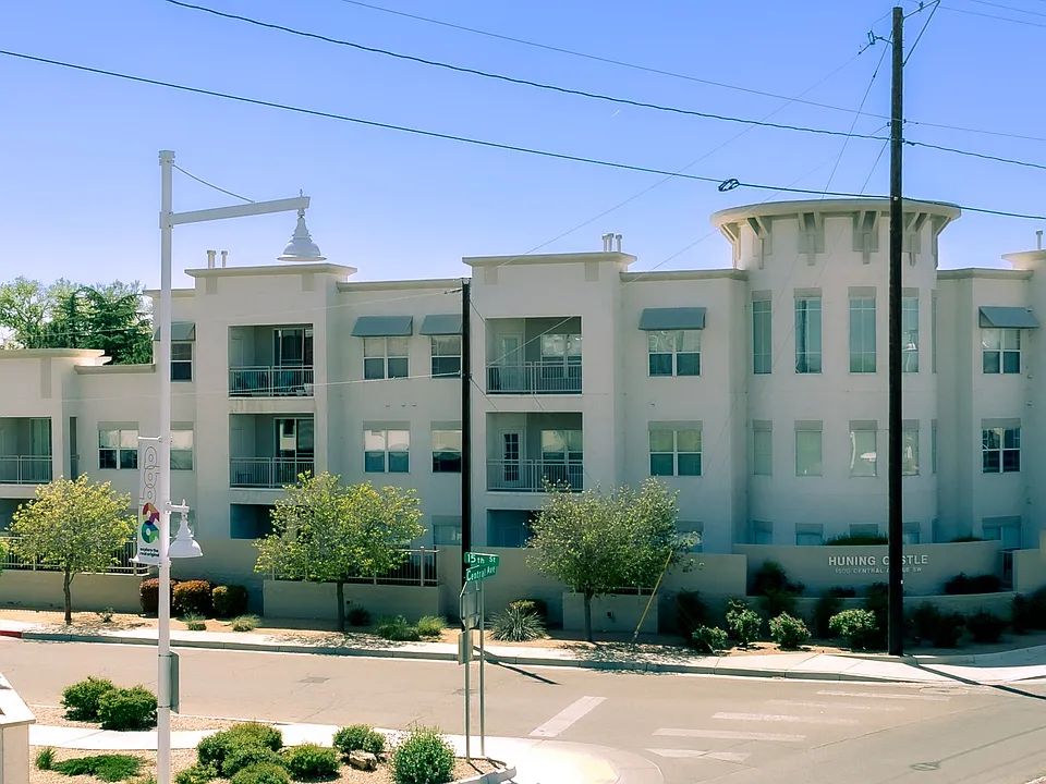 Building Photo 2