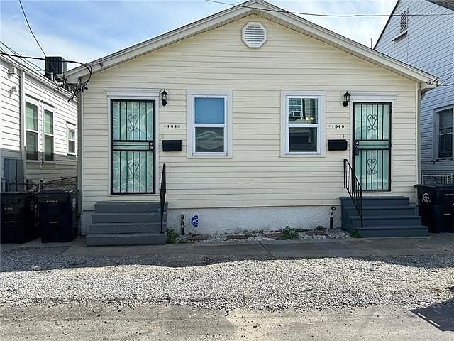 1st image of 1546 N Derbigny St