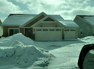 1843 Ladbrook Ln, Saint Cloud, MN 56303