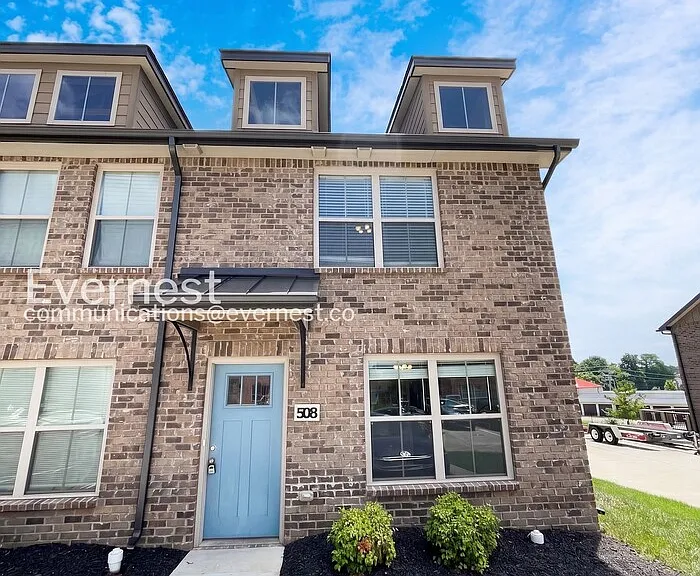 1000 Henry Place Blvd #508 — Photo 1