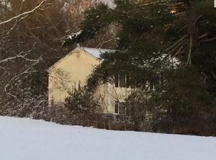 325 Fairview Ave, Rehoboth, MA 02769