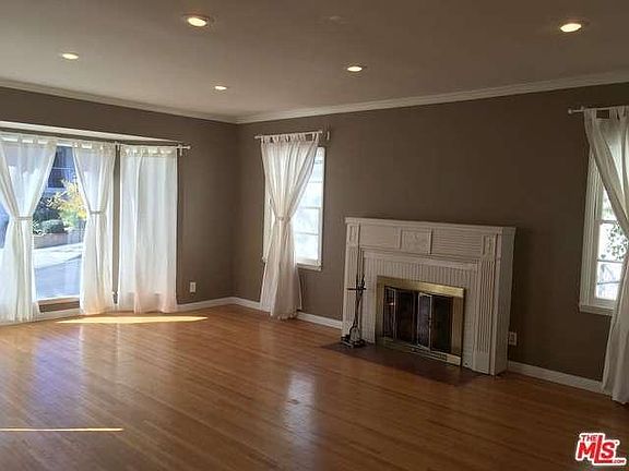 2nd image of 5014 Parkglen Ave