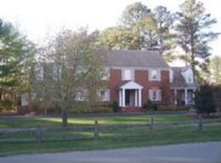 14295 Country Club Dr, Ashland, VA 23005