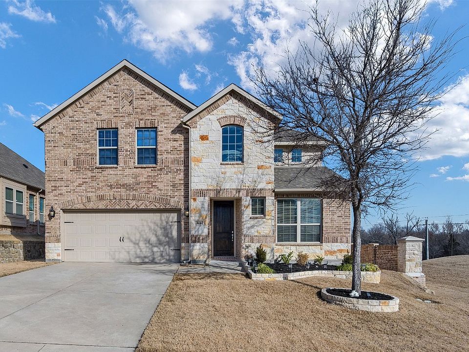 1st image of 3604 Walden Dr