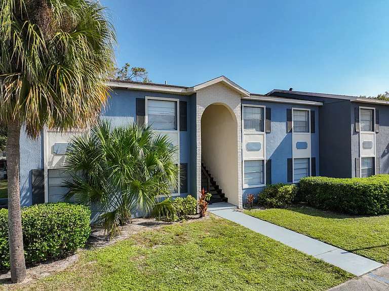 2569 N Alafaya Trl #135 — Photo 15