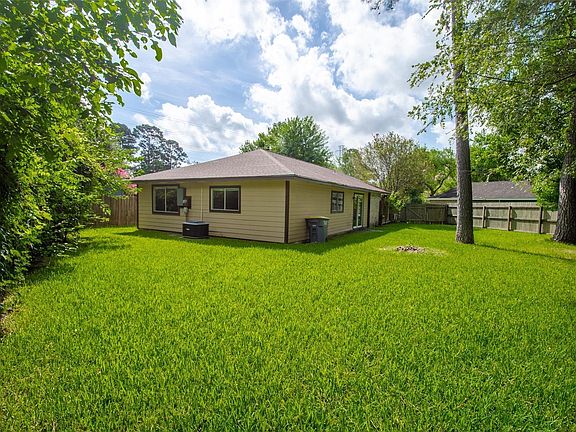 2nd image of 22127 Peachglen Ln