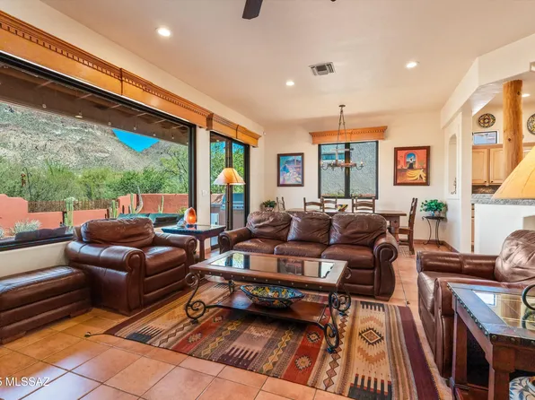 2120 S Flying Heart Ln, Tucson, AZ 85713