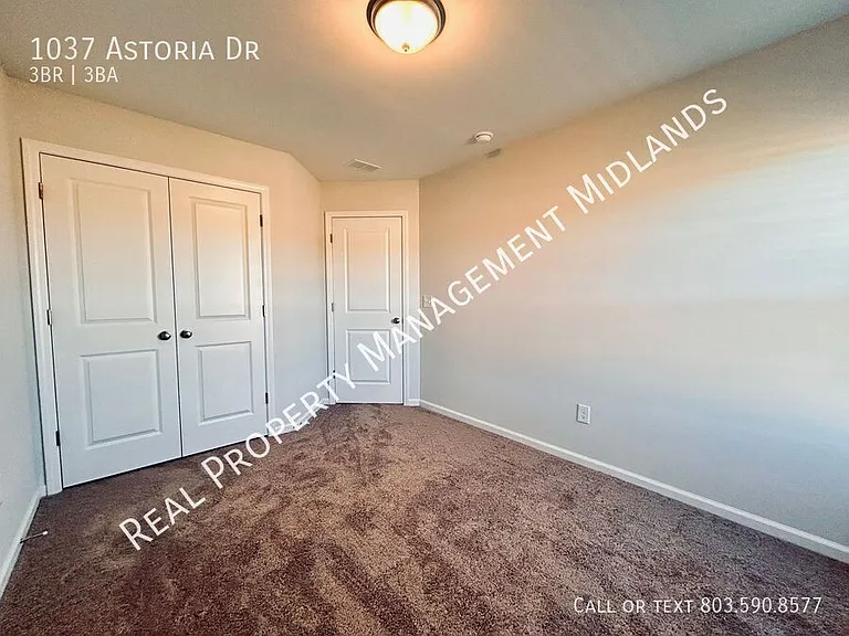 1037 Astoria Dr — Photo 21
