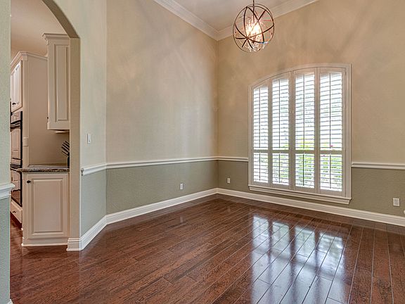 4th image of 384 Creek Bend Dr