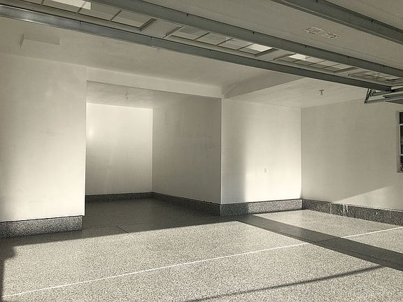 Epoxy Floor in 4-Car Garage