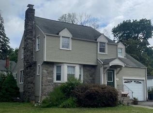 32 Central Ave, Butler, NJ 07405