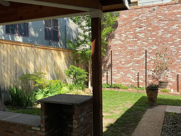 1515 S Carson Ave — Photo 86