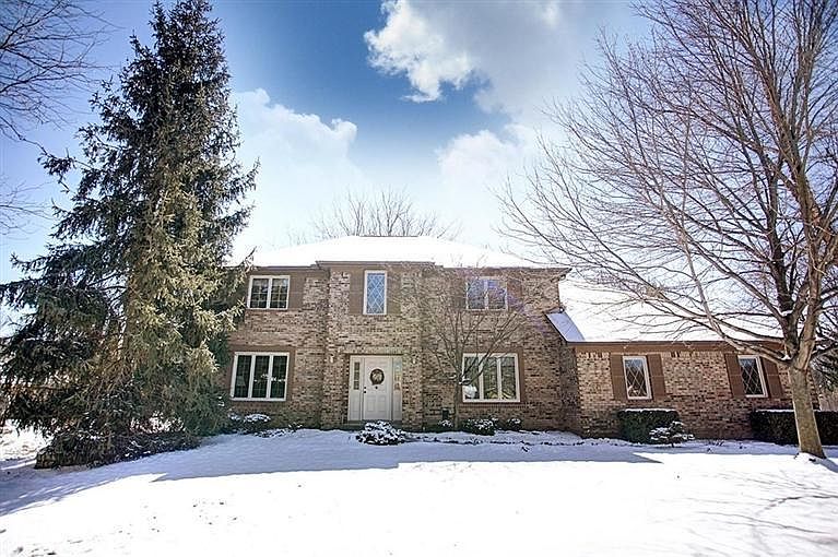 1st image of 1392 Hickoryview Ct