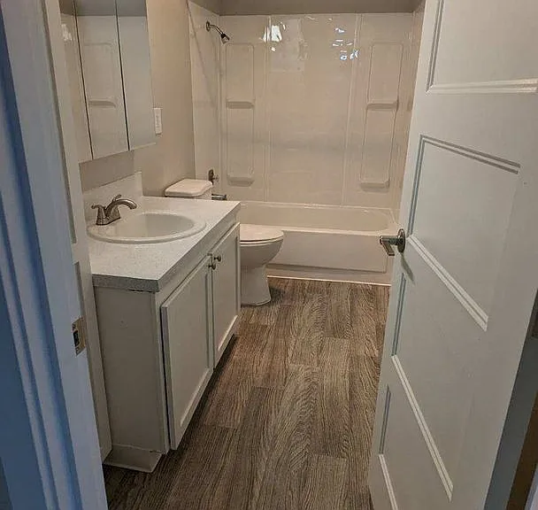Stillwater Apartments — Photo 14