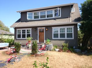 4032 51st Ave SW, Seattle, WA 98116