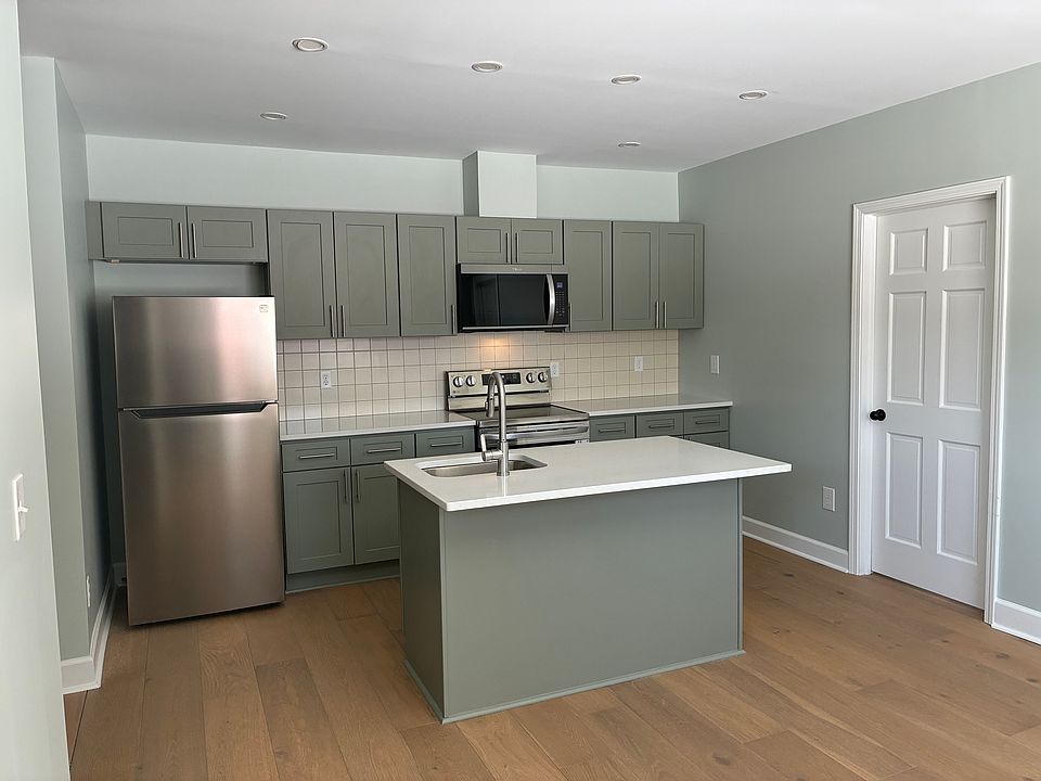 1st image of 408 S East St #A