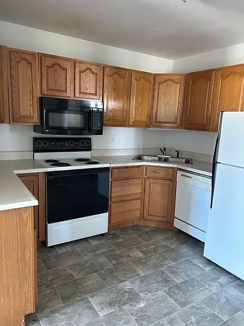 2 bed, 1007 sqft, $850 — Photo 3