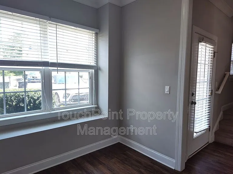 321 Halton Crossing Dr SW — Photo 12