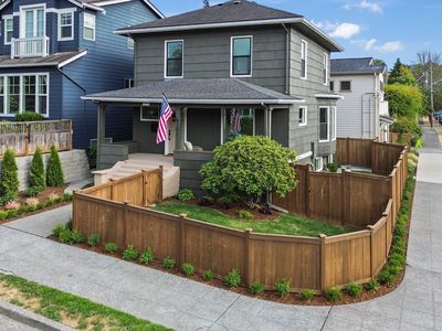 101 N 51st Street, Seattle, WA, 98103