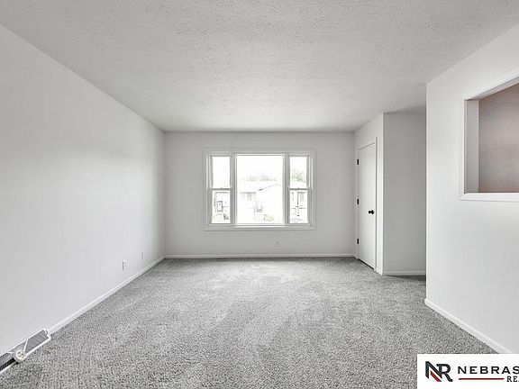5th image of 2539 Mose Ave