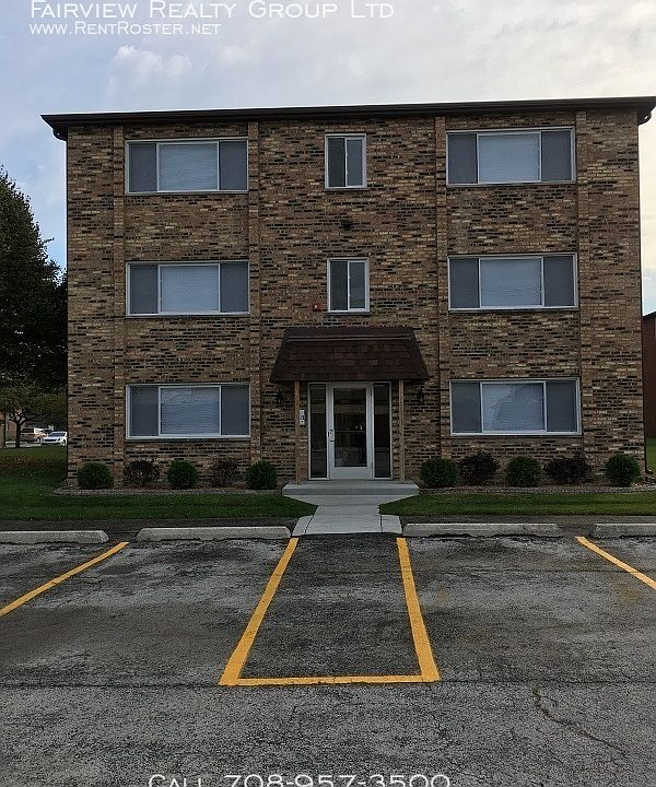 1st image of 14001 Leonard Dr APT 2N