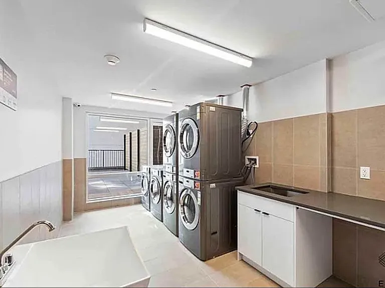 333 Linden Blvd #3P — Photo 9