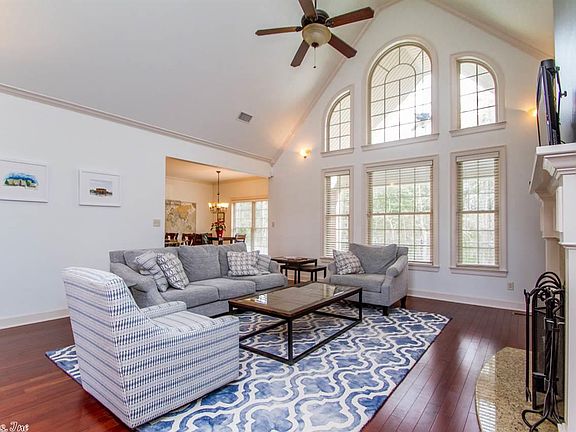 3rd image of 537 Clayton Oaks Dr