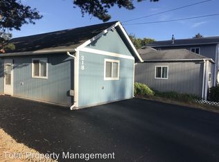 218 SE Surf Ave, Lincoln City, OR