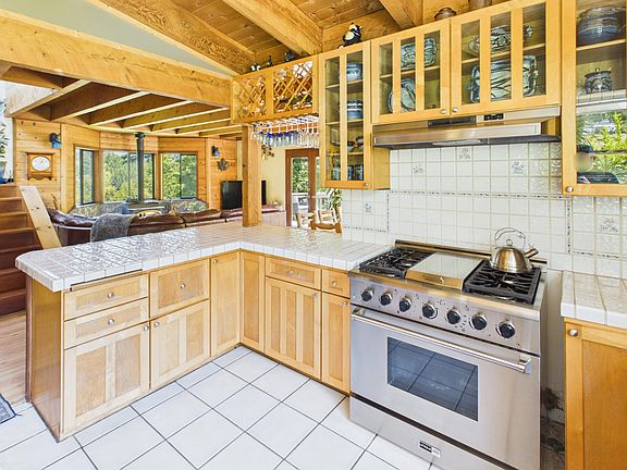 4th image of 7564 Thomas Rd