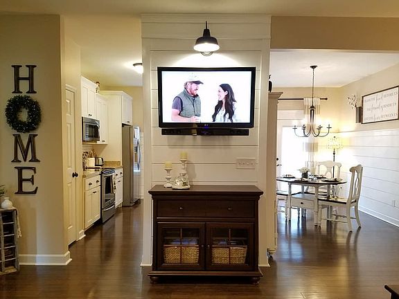 Shiplap TV wall -Living area