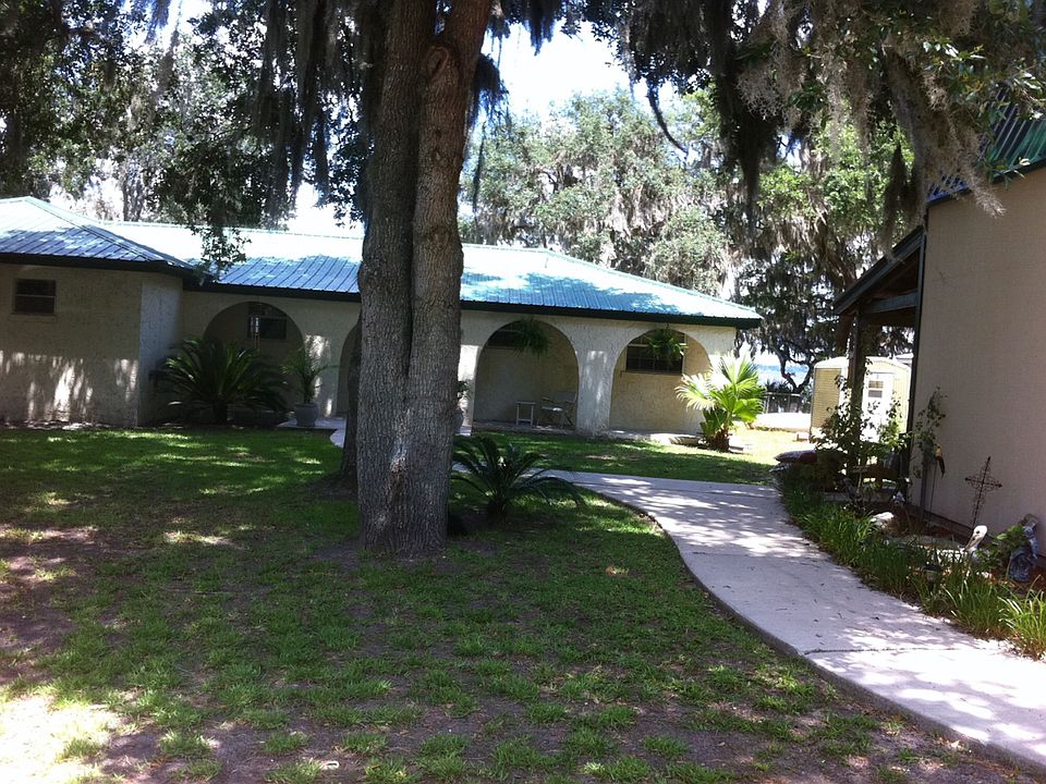 2nd image of 362 Cedar Creek Rd
