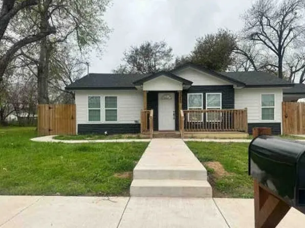 1320 Hood St, Waco, TX 76704