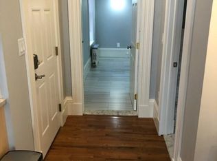 186 Webster St #1, Boston, MA 02128