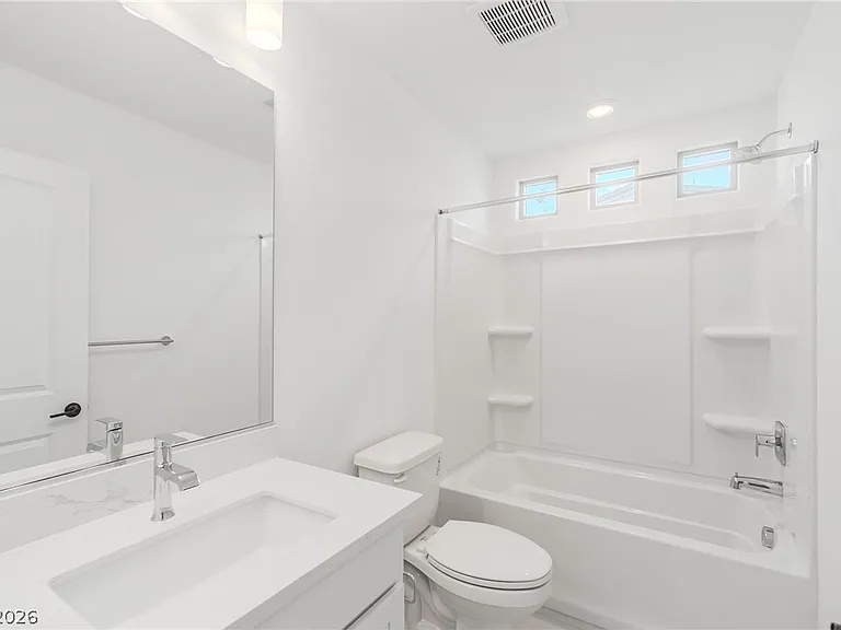 6846 W Ford Ave — Photo 26