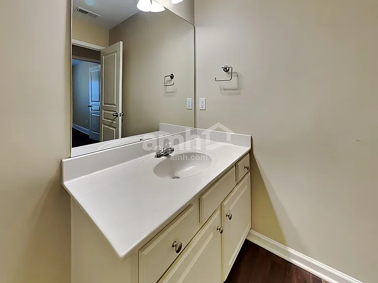 414 Arrowhead Trl — Photo 18