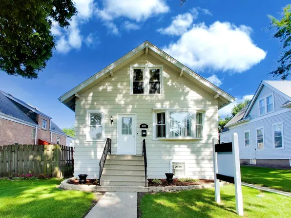 4127 Arthur Ave, Brookfield, IL 60513