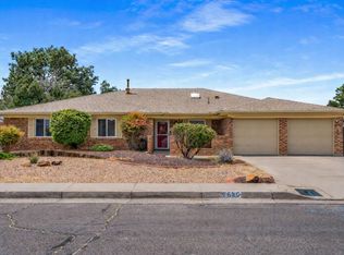 7635 Arroyo Del Oso Ave NE, Albuquerque, NM 87109