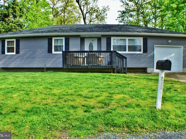 211 Juniper Ave, Browns Mills, NJ 08015