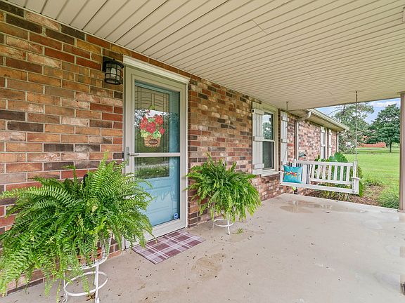 3rd image of 200 Paul Dr