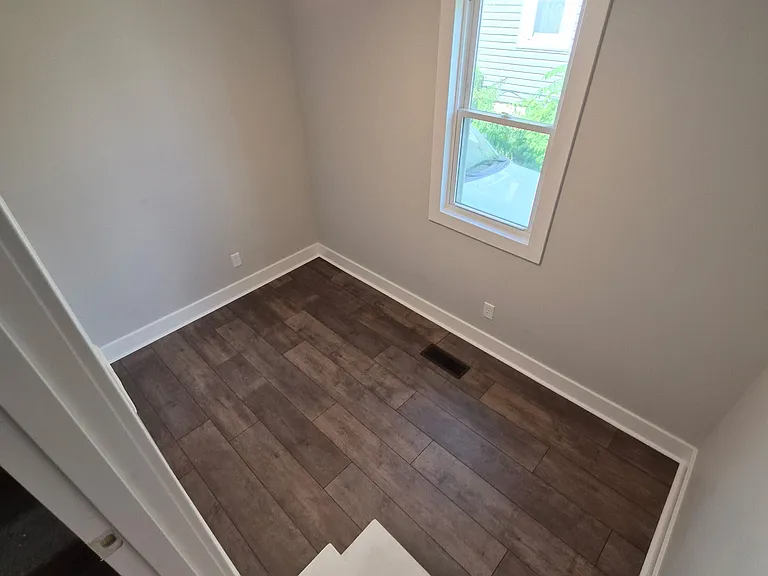 1017 Greene St — Photo 7