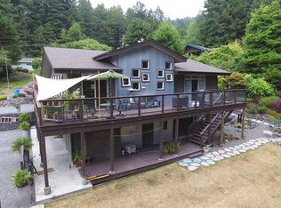 2304 Plunkett Rd, Bayside, CA 95524