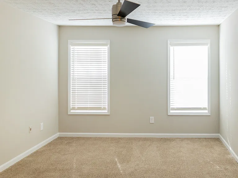 Twin Springs Apartments — Photo 27