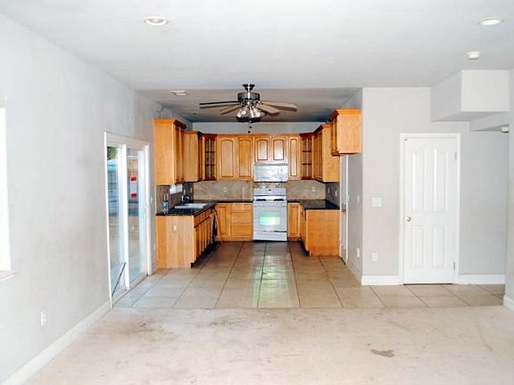 3rd image of 153 S 19th St