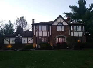4883 Princeton Dr, North Royalton, OH 44133