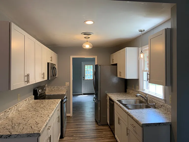 315 Woodlark Ct — Photo 8
