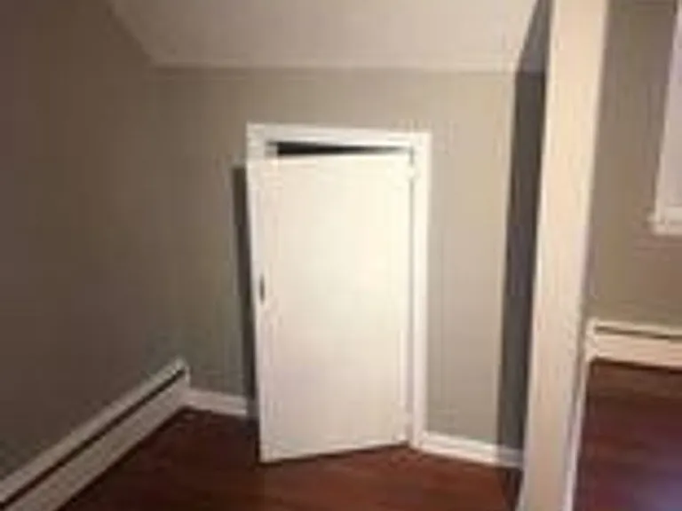 268 Weber Ave — Photo 8