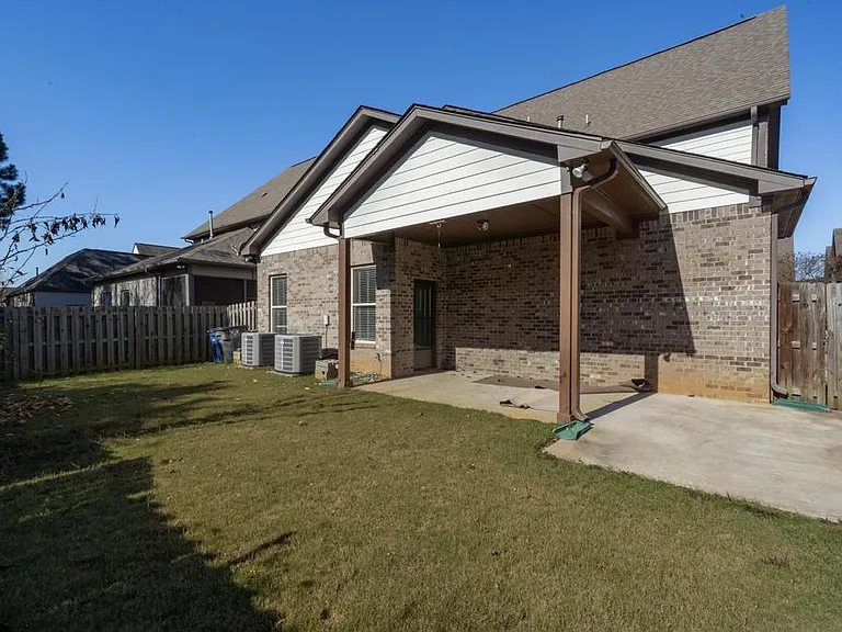 3347 Chase Ct — Photo 35