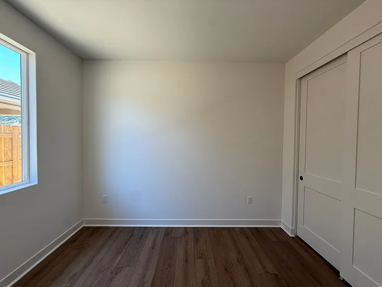 156 Coiner St — Photo 36