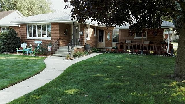 1st image of 3006 Hess Dr